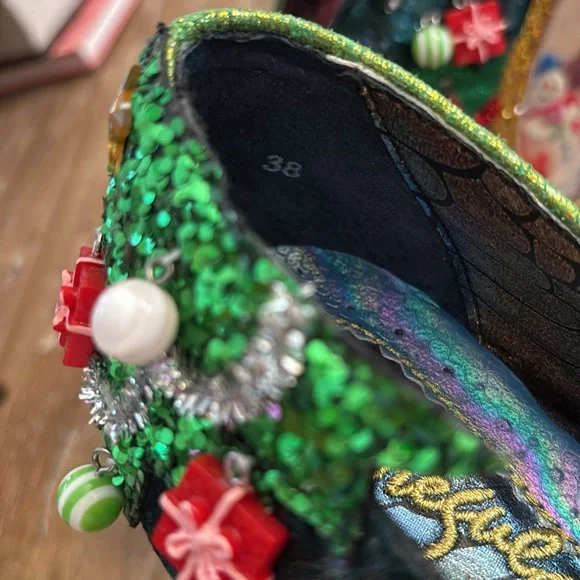 Irregular Choice Santa’s Globe Snowglobe Heels - Never Worn RARE - Picture 12 of 14